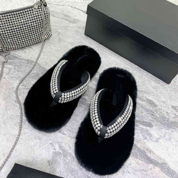 sandals yang mi's same king's wool slippers women wear korean flat bottom clip toe herringbone, Black
sandals yang mi's same king's wool slippers women wear korean flat bottom clip toe herringbone, Black