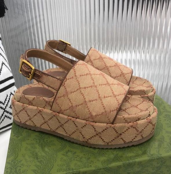 designer slides fashion g men women sandals slippers luxury flat heels herringbone slippers back strap embroidered platform rubber sandal le, Black
designer slides fashion g men women sandals slippers luxury flat heels herringbone slippers back strap embroidered platform rubber sandal le, Black