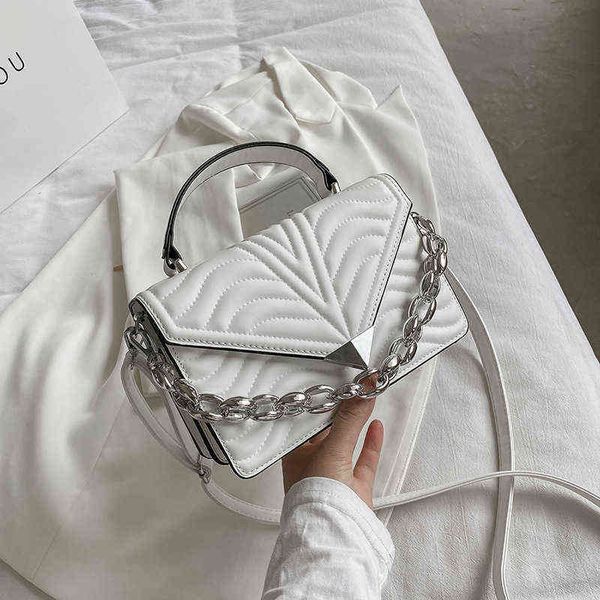 evening bags luxury tabby pu leather thick chain crossbody for women raised grain shoulder handbag ladies purses and 2022 trend 220727
evening bags luxury tabby pu leather thick chain crossbody for women raised grain shoulder handbag ladies purses and 2022 trend 220727