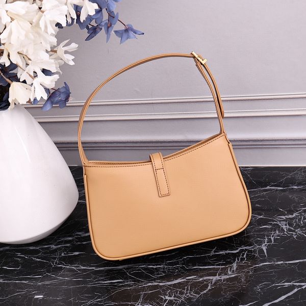 women's shoulder bags genuine leather handbag underarm bag fashion metis shoulder crossbody bag brand designer, Black;red
women's shoulder bags genuine leather handbag underarm bag fashion metis shoulder crossbody bag brand designer, Black;red