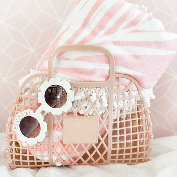 personalized retro vintage foldable plastic pvc jelly basket bag beach handbag purse for girls women party favor s 
personalized retro vintage foldable plastic pvc jelly basket bag beach handbag purse for girls women party favor s