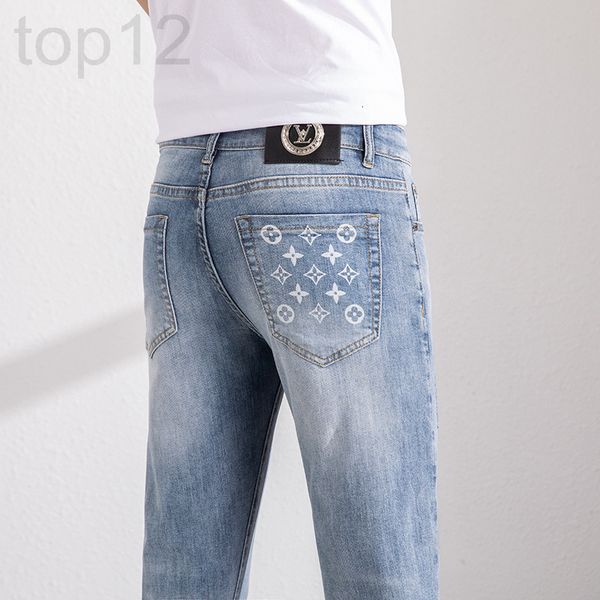 men's jeans designer live broadcast 2021 autumn and winter new youth light blue jeans men's personalized elastic small foot straig
men's jeans designer live broadcast 2021 autumn and winter new youth light blue jeans men's personalized elastic small foot straig