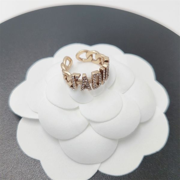 84% off factory storeclassic diamond inlaid opening knitting women's ring, Silver
84% off factory storeclassic diamond inlaid opening knitting women's ring, Silver