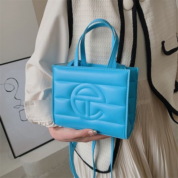 niche fashion women's bag 2022 new car suture lingge small square simple and versatile messenger single shoulder 75% off shop for sale
niche fashion women's bag 2022 new car suture lingge small square simple and versatile messenger single shoulder 75% off shop for sale