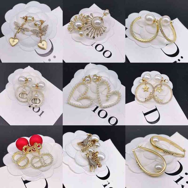 letter love pearl family same re 2022 luxury bran fashion design versatile laies jewelry stud earrings, Golden;silver
letter love pearl family same re 2022 luxury bran fashion design versatile laies jewelry stud earrings, Golden;silver
