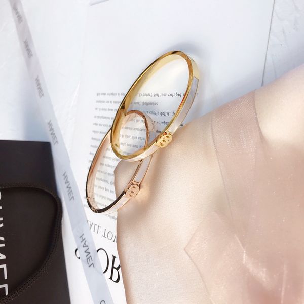 new fashionable bracelets women bangle luxury designer jewelry 18k gold plated rose gold plated stainless steel lovers gift bangles mens bra, Black
new fashionable bracelets women bangle luxury designer jewelry 18k gold plated rose gold plated stainless steel lovers gift bangles mens bra, Black