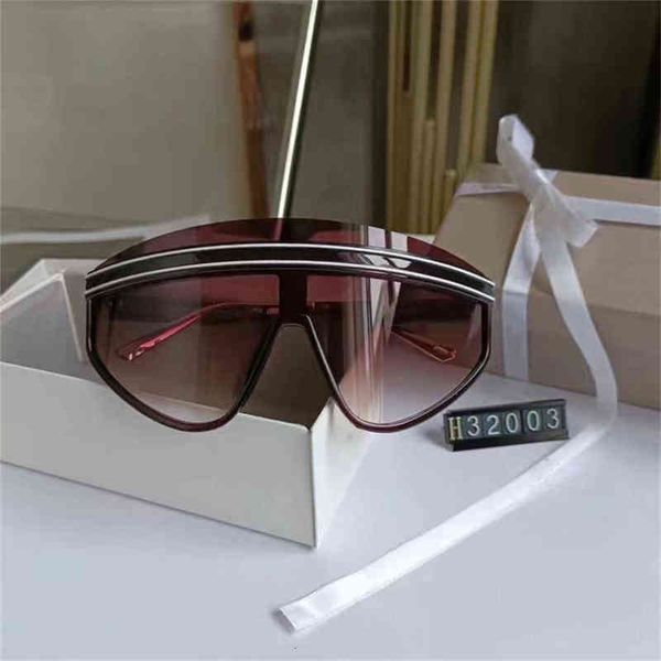 2022 super new trend polarized sunglasses fashion urban men's and women's color changing hip-hop glasses ukj2, White;black
2022 super new trend polarized sunglasses fashion urban men's and women's color changing hip-hop glasses ukj2, White;black