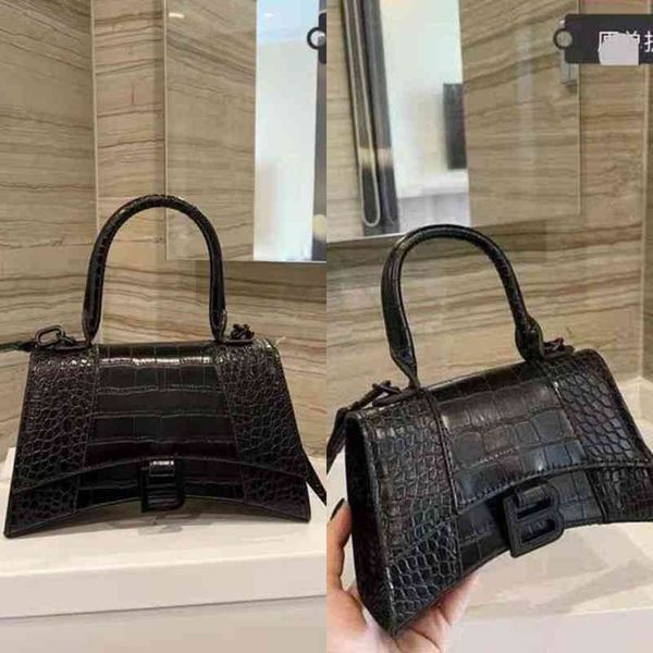 female b bag family bbbalencaigassss crocodiless calf crescent hourglass portable shoulder crossbody 9xqs
female b bag family bbbalencaigassss crocodiless calf crescent hourglass portable shoulder crossbody 9xqs