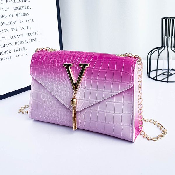 small square fashion tassel shoulder bags women crossbody gradual change color chain bag leather female crocodile pattern bag, Red;black
small square fashion tassel shoulder bags women crossbody gradual change color chain bag leather female crocodile pattern bag, Red;black