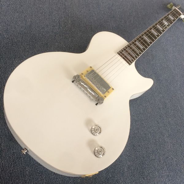 delivery, mahogany fingerboard, electric guitar
delivery, mahogany fingerboard, electric guitar