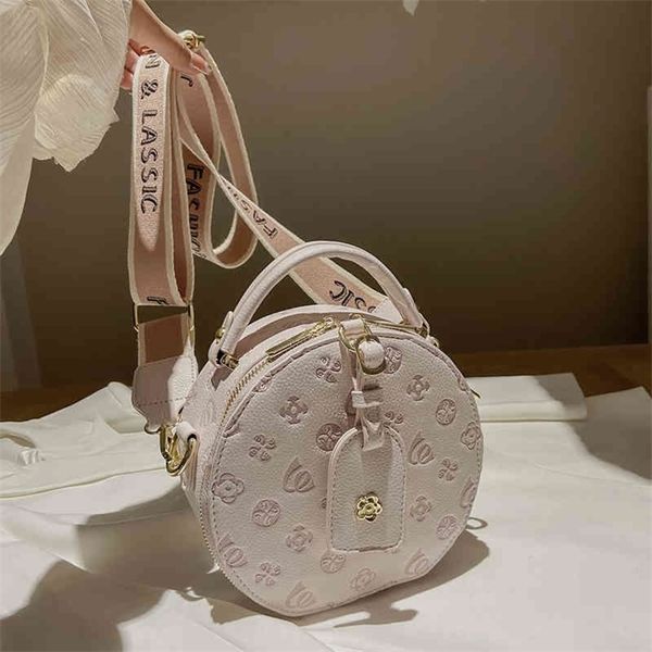 68% off bag bag female spring new fashion trend net red single shoulder messenger portable round cake
68% off bag bag female spring new fashion trend net red single shoulder messenger portable round cake