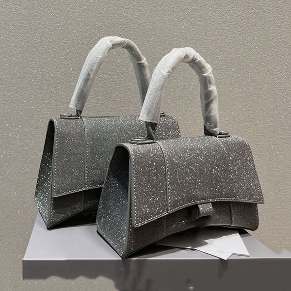 handbags women shoulder crossbody lady shopping bags winky cool girl handbag purse lady genuine leather sheepskin fashion letters high quali
handbags women shoulder crossbody lady shopping bags winky cool girl handbag purse lady genuine leather sheepskin fashion letters high quali