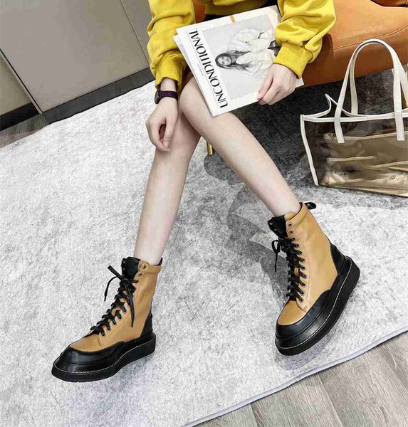 famous brand ladies chunky heel motorcycle boots designer women's classic luxury cowhide booties for girl comfortable sheepskin lining, Black
famous brand ladies chunky heel motorcycle boots designer women's classic luxury cowhide booties for girl comfortable sheepskin lining, Black