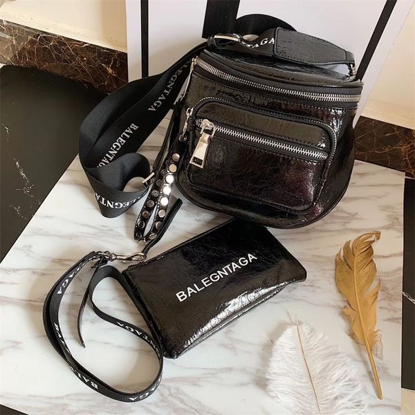 breast fashionable waist broadband messenger summer korean new large capacity leisure one shoulder women's bag wholesale store
breast fashionable waist broadband messenger summer korean new large capacity leisure one shoulder women's bag wholesale store