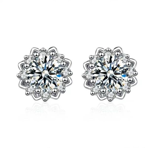stud trendy real d color 5mm moissanite flower earrings women jewelry 100% silver 925 gra vvs1 diamond gift, Golden;silver
stud trendy real d color 5mm moissanite flower earrings women jewelry 100% silver 925 gra vvs1 diamond gift, Golden;silver