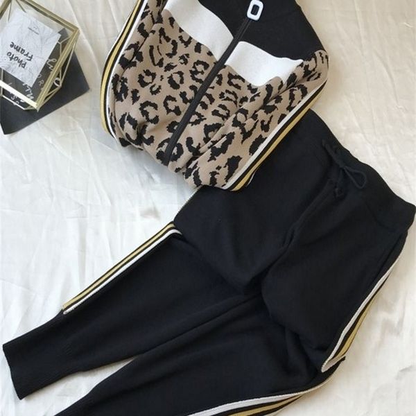 autumn and winter suit 2020 new casual fashion leopard knit 2 piece set women two piece set women lj201117, White
autumn and winter suit 2020 new casual fashion leopard knit 2 piece set women two piece set women lj201117, White