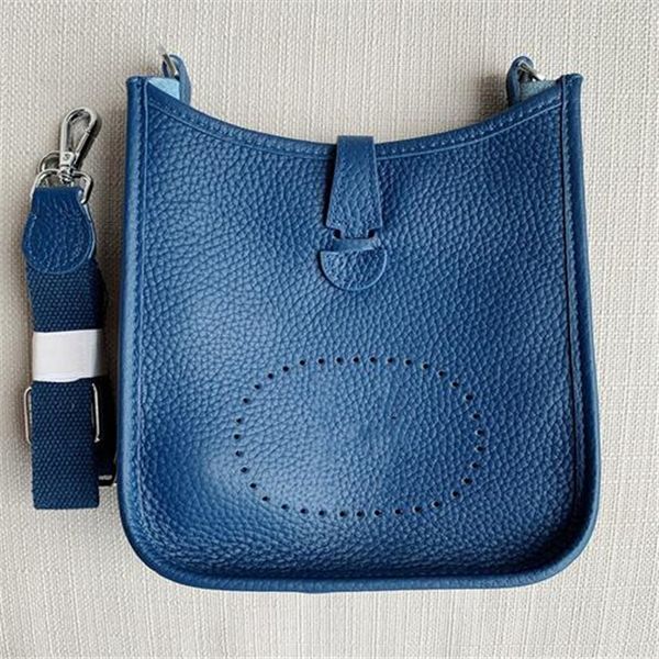 luxury designer bags lady handbags shoulder crossbody hollow out letter bucket bags genuine leather cowhide soft purse wallets messenger bag
luxury designer bags lady handbags shoulder crossbody hollow out letter bucket bags genuine leather cowhide soft purse wallets messenger bag
