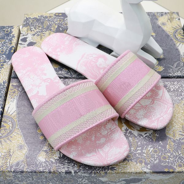 2022 summer new type of slipper sandals for women wearing flat slippers for leisure korean embroidery beach home 18, Black
2022 summer new type of slipper sandals for women wearing flat slippers for leisure korean embroidery beach home 18, Black