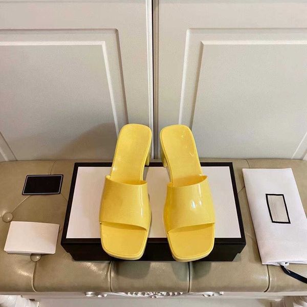 2022 paris brand woman slipper designers lady sandals summer jelly slide high heel slippers luxurys casual shoes women, Black
2022 paris brand woman slipper designers lady sandals summer jelly slide high heel slippers luxurys casual shoes women, Black