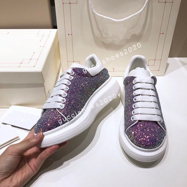 2022 designer men women platform sneakers luxury casual shoes black suede multicolor reflective triple white royal blue grey classic mens sh, Black;red
2022 designer men women platform sneakers luxury casual shoes black suede multicolor reflective triple white royal blue grey classic mens sh, Black;red