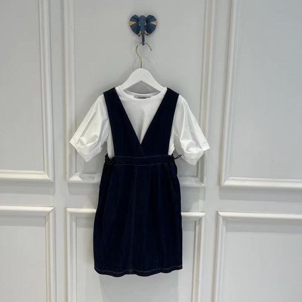 kid girl casual clothing sets waist +blue suspender skirt set 110-160cm fashion designer boutique clothes wholesale popular 2022, White
kid girl casual clothing sets waist +blue suspender skirt set 110-160cm fashion designer boutique clothes wholesale popular 2022, White