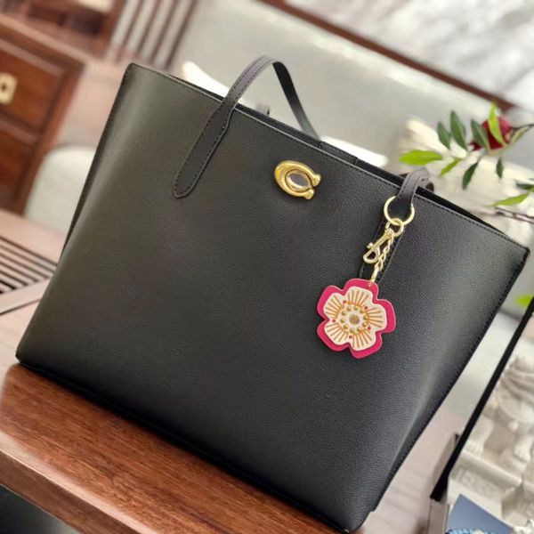 fashion handbags women's brand leather shopping bags new classic letter shoulder bags designer large lychee pattern crossbody bags
fashion handbags women's brand leather shopping bags new classic letter shoulder bags designer large lychee pattern crossbody bags