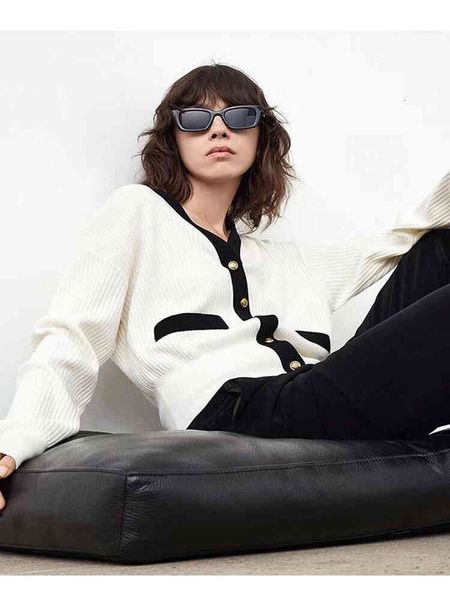 women's knits & tees mo autumn small fragrance metal buckle v-neck temperament thin contrast color knitted sweater cardigan coat female, White
women's knits & tees mo autumn small fragrance metal buckle v-neck temperament thin contrast color knitted sweater cardigan coat female, White