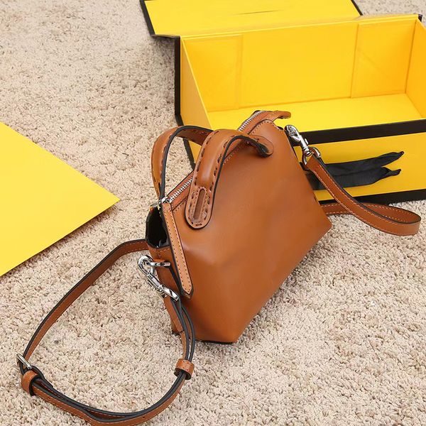 saml mini tote messenger bag shoulder crossbody for womenmessenger fashion handbags vintage handbag foumas brand classic package designer
saml mini tote messenger bag shoulder crossbody for womenmessenger fashion handbags vintage handbag foumas brand classic package designer