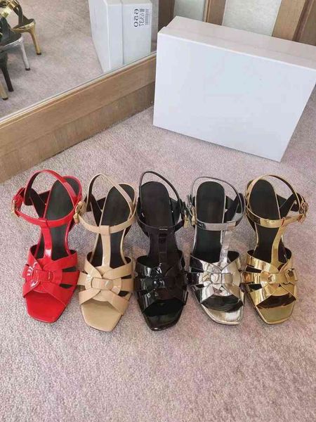 2022 famous brand paris classic luxury women casual sandals high heel sandal 8cm heel wedding party shoes for ladies girl designer elling, Black
2022 famous brand paris classic luxury women casual sandals high heel sandal 8cm heel wedding party shoes for ladies girl designer elling, Black