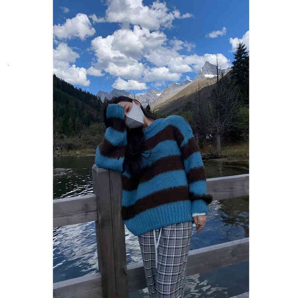 women's sweaters soft waxy fixed dyeing contrast striped sweater women's autumn winter korean version lazy style loose knitted tye, White;black
women's sweaters soft waxy fixed dyeing contrast striped sweater women's autumn winter korean version lazy style loose knitted tye, White;black