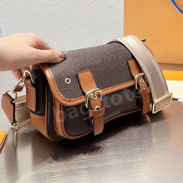 lady fashion shoulder bags modern classic cross body handbag fashionable totes flower and star print wallet card holder
lady fashion shoulder bags modern classic cross body handbag fashionable totes flower and star print wallet card holder