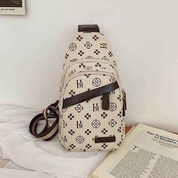veryme ladies luxury handbag women leather shoulder large capacity messenger tote pu travel crossbody chest bag
veryme ladies luxury handbag women leather shoulder large capacity messenger tote pu travel crossbody chest bag