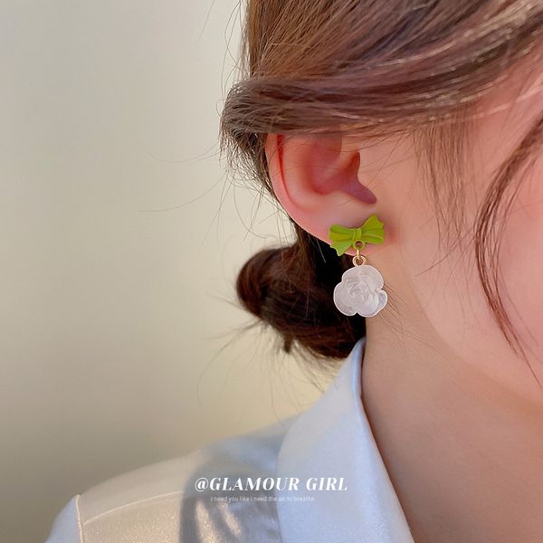silver needle acrylic bow flower earrings korean personality high sense ins hipster style all match eardrop, Golden 
silver needle acrylic bow flower earrings korean personality high sense ins hipster style all match eardrop, Golden