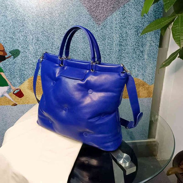 new popular space cotton down 2021 pillow women's ins style large capacity handbag vintage bvbag facrory
new popular space cotton down 2021 pillow women's ins style large capacity handbag vintage bvbag facrory