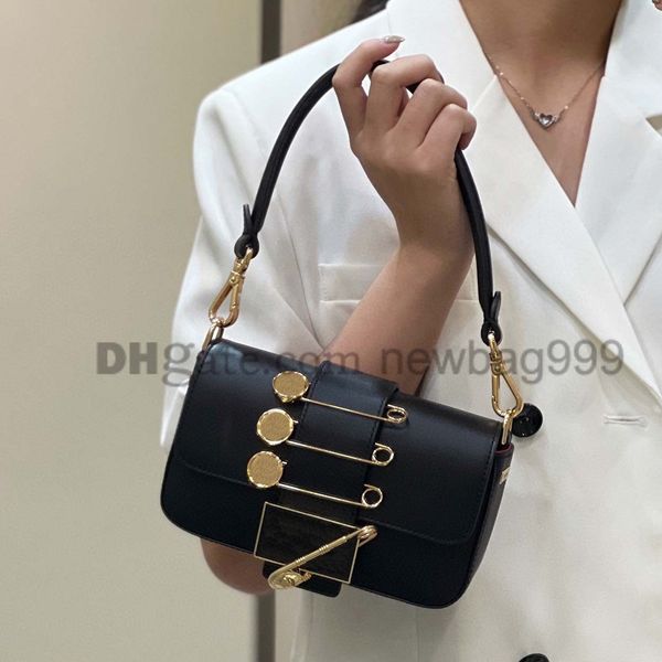 cowhide leather shoulder bags women tote purse woman charming classic design fashion high-quality ladies luxury crossbody bag lady handbags
cowhide leather shoulder bags women tote purse woman charming classic design fashion high-quality ladies luxury crossbody bag lady handbags