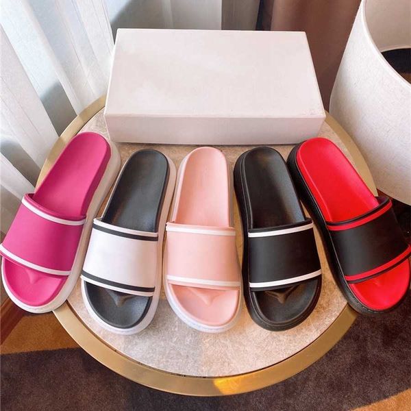 classic comfortable women's slippers with large soles summer indoor fashion slippers simple and convenient design of women's outdo, Black
classic comfortable women's slippers with large soles summer indoor fashion slippers simple and convenient design of women's outdo, Black