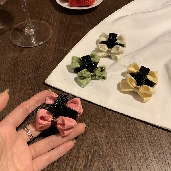 solid color small clip girls cute sweet hairpins simple knitted bow acrylic hair claws korean hair accessories gift, Slivery;white
solid color small clip girls cute sweet hairpins simple knitted bow acrylic hair claws korean hair accessories gift, Slivery;white