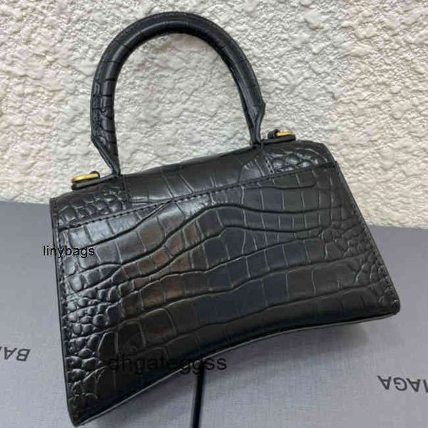 balencaigass handbags italy new hourglass bags handbag high version hourglass cowhide leather crocodile pattern messenger bag 5a quality ell
balencaigass handbags italy new hourglass bags handbag high version hourglass cowhide leather crocodile pattern messenger bag 5a quality ell