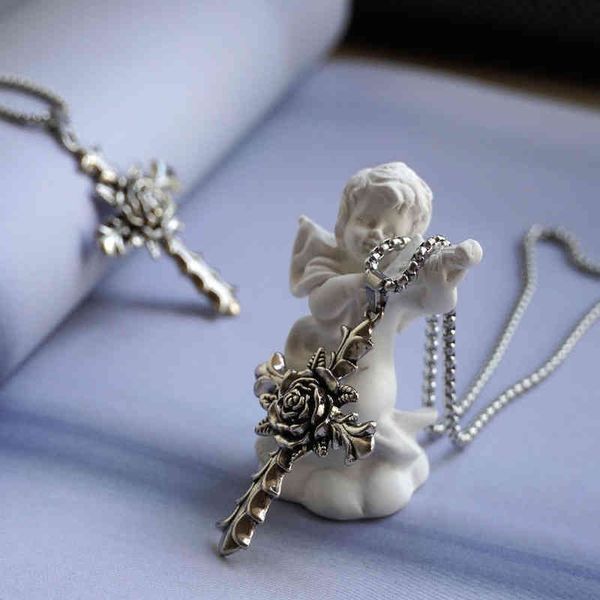 designer gold silver heart love cross necklace rose cross fashion personality hip hop retro european american style necklace disco couple an
designer gold silver heart love cross necklace rose cross fashion personality hip hop retro european american style necklace disco couple an