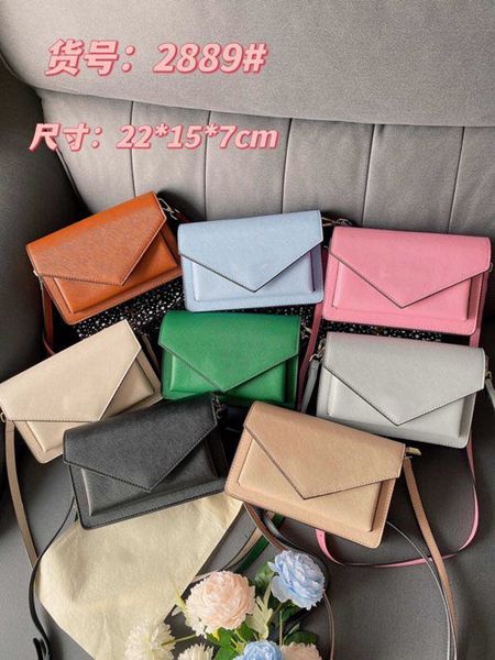 designers womens handbags purses lock me tender mini messenger bag purse handbag calfskin chain shoulder leather straps cross body bags bran
designers womens handbags purses lock me tender mini messenger bag purse handbag calfskin chain shoulder leather straps cross body bags bran