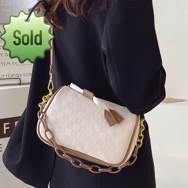 summer small women's 2022 new chain fashion solid color shoulder messenger ladies designer bag handbag
summer small women's 2022 new chain fashion solid color shoulder messenger ladies designer bag handbag