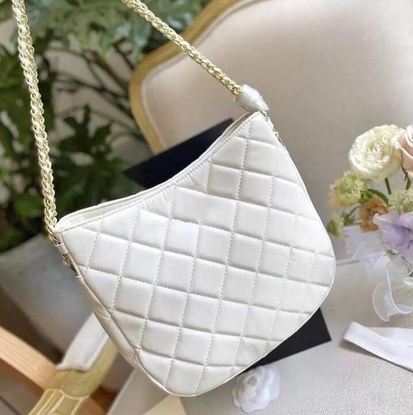 sw 20c women bucket hobo bag white black aged genuine leather designer bag golden metal oversized chain hardware timeless diamond quilting f
sw 20c women bucket hobo bag white black aged genuine leather designer bag golden metal oversized chain hardware timeless diamond quilting f