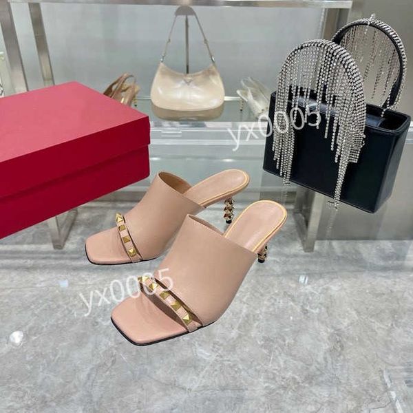 2022 men womens onyx slipper sulfur sandals sand earth brown orange slippers bone mens resin black outdoor fashion slippers yh211122
2022 men womens onyx slipper sulfur sandals sand earth brown orange slippers bone mens resin black outdoor fashion slippers yh211122