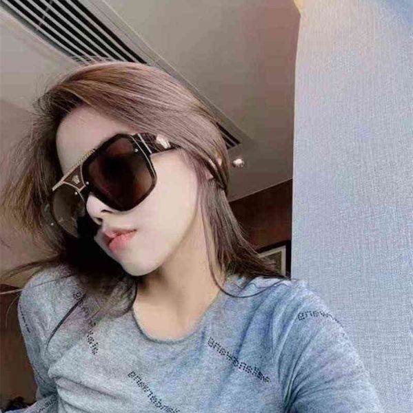super trend polarized sunglasses fashion urban men's and women's color changing hip-hop glasses b91s, White;black
super trend polarized sunglasses fashion urban men's and women's color changing hip-hop glasses b91s, White;black