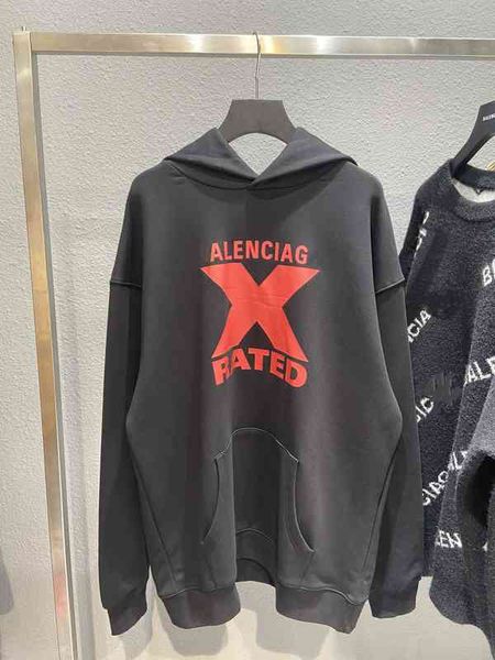 selling tide brand balencia22ga chaopai b family male and female lovers' front pair of red english letter x printed hoodie, Black
selling tide brand balencia22ga chaopai b family male and female lovers' front pair of red english letter x printed hoodie, Black
