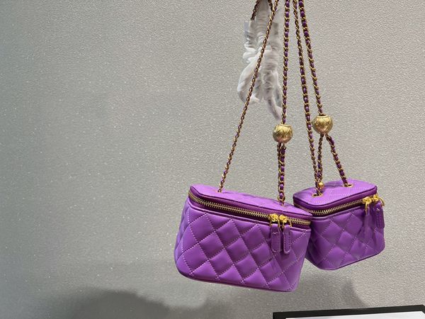 tz ladies brand designer golden ball box bags small/mini two sizes genuine leather material chain cosmetic bag fashion double zipper lipstic
tz ladies brand designer golden ball box bags small/mini two sizes genuine leather material chain cosmetic bag fashion double zipper lipstic