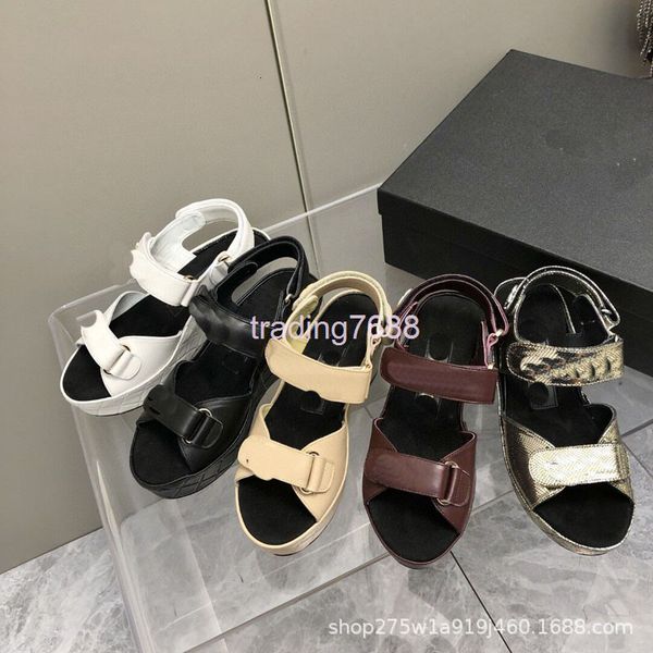 sandals xiaoxiangfeng sandals spring and summer show metal cowhide round head waterproof platform slope heel women's high, Black
sandals xiaoxiangfeng sandals spring and summer show metal cowhide round head waterproof platform slope heel women's high, Black