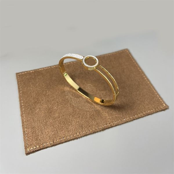 classic designer bangle bracelet gold color letter bracelets bangles for women men jewelry gift 63mld, Black
classic designer bangle bracelet gold color letter bracelets bangles for women men jewelry gift 63mld, Black