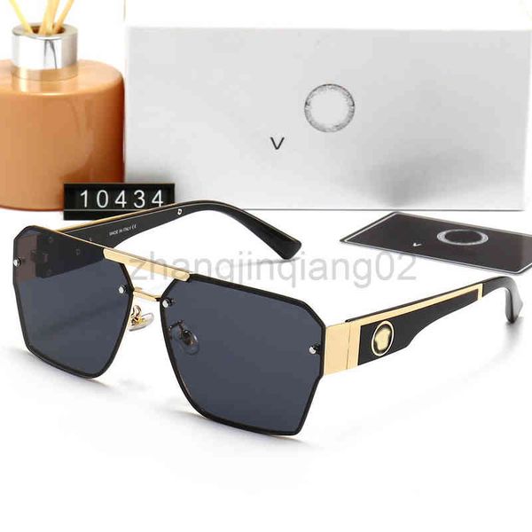 designer versage sunglasses cycle luxurious fashion woman mens trend personalized metal european and american vintage baseball sport summer, White;black
designer versage sunglasses cycle luxurious fashion woman mens trend personalized metal european and american vintage baseball sport summer, White;black