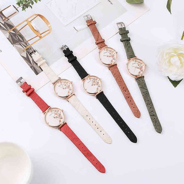 korean fashion trend women's pattern belt quartz ins style minority student wrist watch, Slivery;golden
korean fashion trend women's pattern belt quartz ins style minority student wrist watch, Slivery;golden
